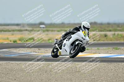 media/Apr-18-2025-TrackDaz (Fri) [[45f5874c44]]/C Group/Session 1 (Turn 7)/